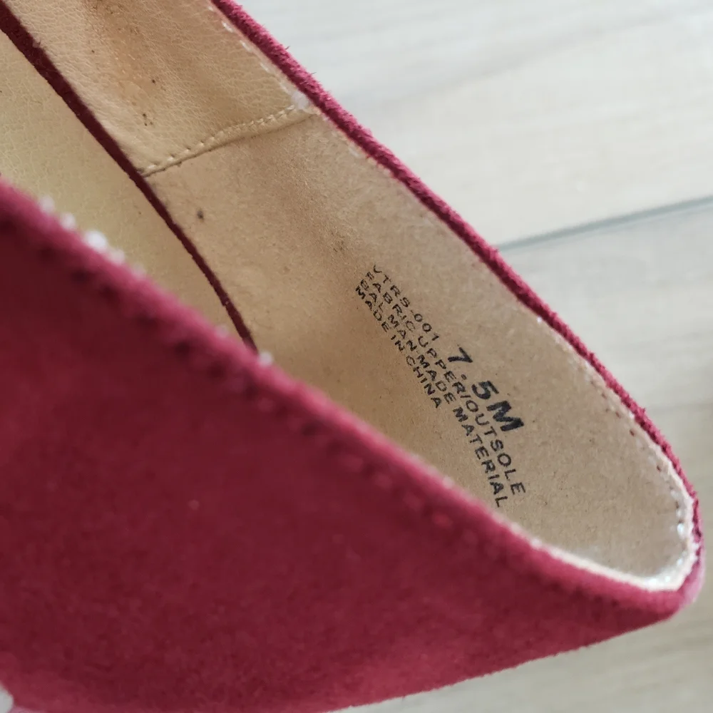 Chinese Laundry Platform Pump Wow Microsuede Red Women's 7.5M
